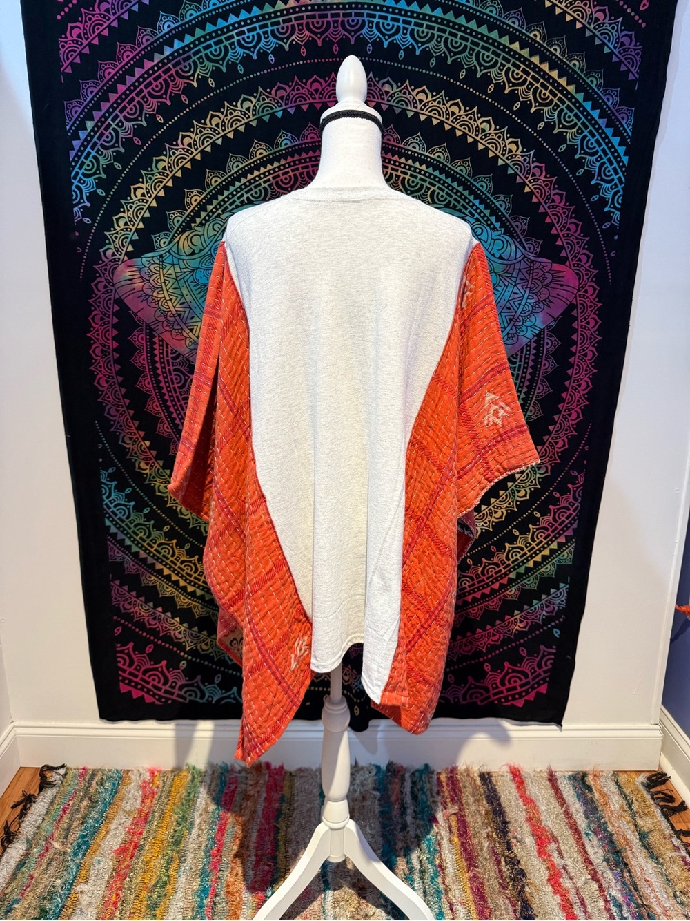Kantha Tee - Picture 2 of 2
